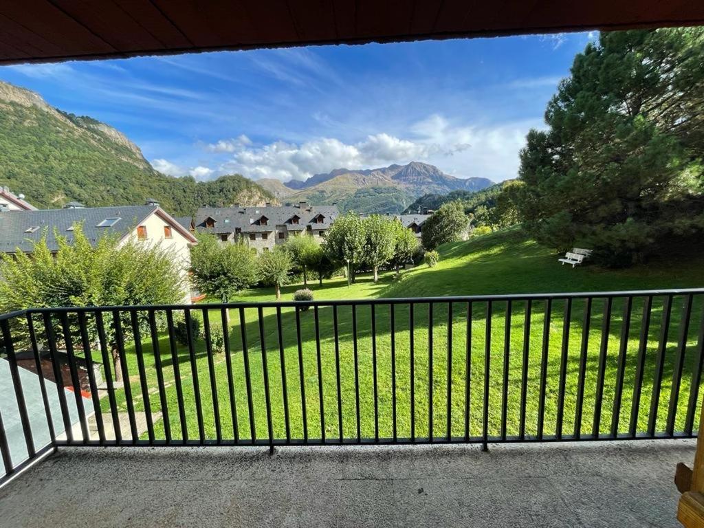 Apartamento Con Espectacular Terraza Escarrilla Zewnętrze zdjęcie